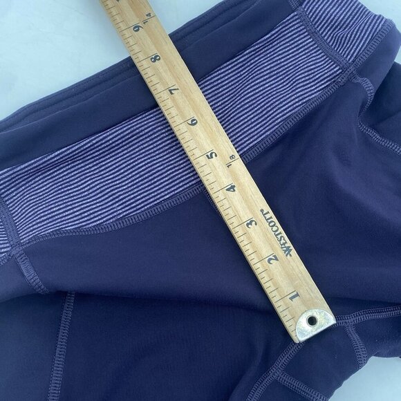 Lululemon Size 4 Speed Tight ll Grape Wee Stripe Full-On Luxtreme Leggings - Picture 11 of 16